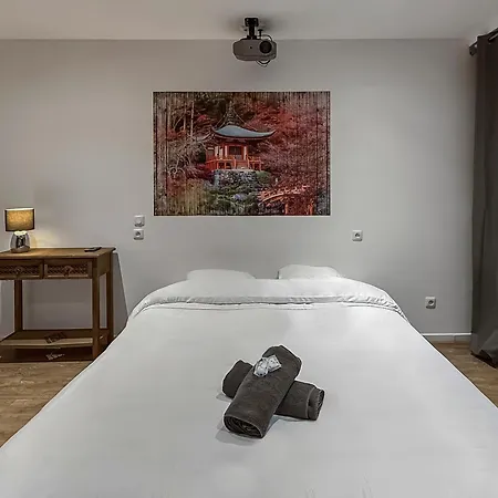 Apartment T2 Lumineux N1 Avec Jacuzzi & Video